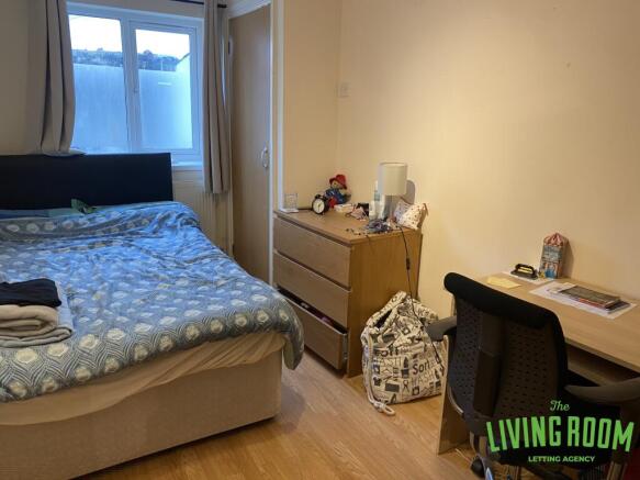 Bedroom (2)