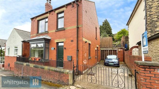 3 bed Detached for sale in barnsley