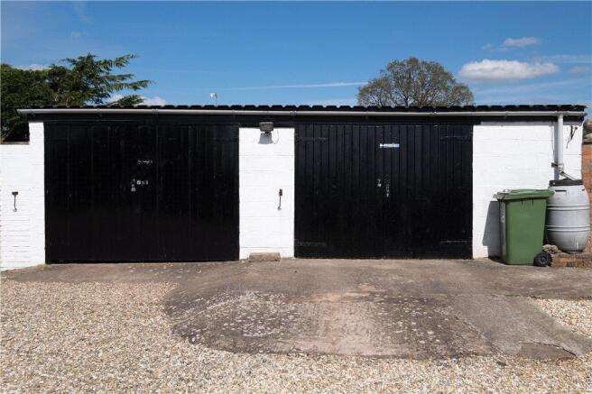 27 Garages