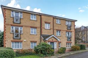 36, 6 Lyric Mews, Silverdale, London SE26 4TD