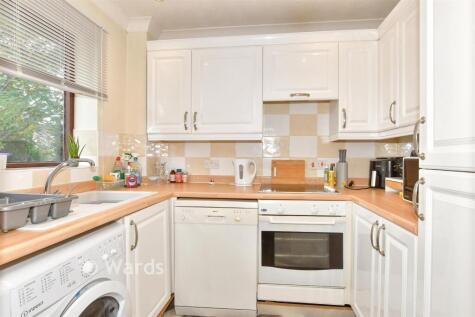 Winston Close, Greenhithe, Kent