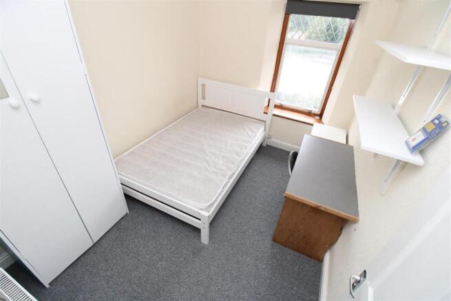 4 BV - Room 6.jpg