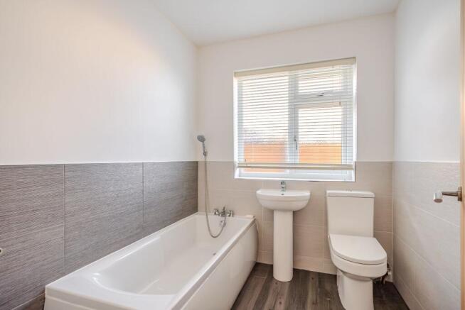 3 bed Detached Bungalow for sale Image 5