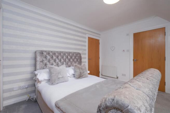 043-10 Baxter Brae, Cleland, ML1 5FG.jpg