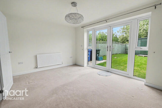 Blossom Crescent, Balby, Doncaster photo 5