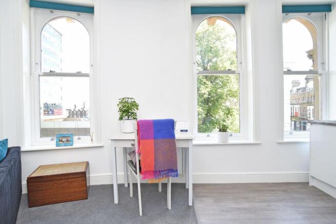 1 bed Flat for sale Image 4