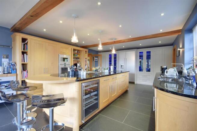 Kitchen / breakfast room