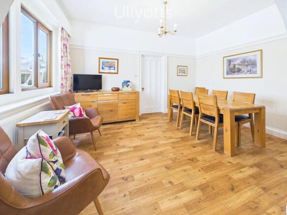 3 bed Semi-Detached for sale Image 5