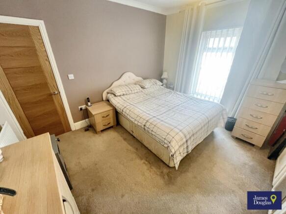Bed12