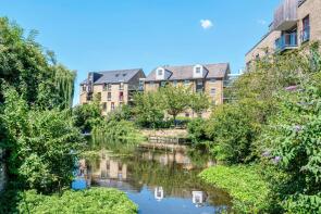 42, Kings Mill Way, Uxbridge UB9 4BS
