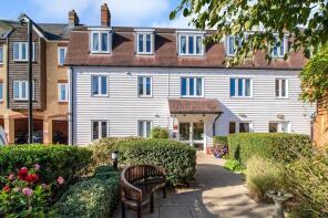 18, Ormond House, Roche Close, Rochford SS4 1PU