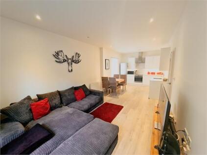 Grove House, 76 Sidmouth Avenue