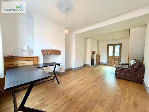 a7d9195f-3658c2ae...