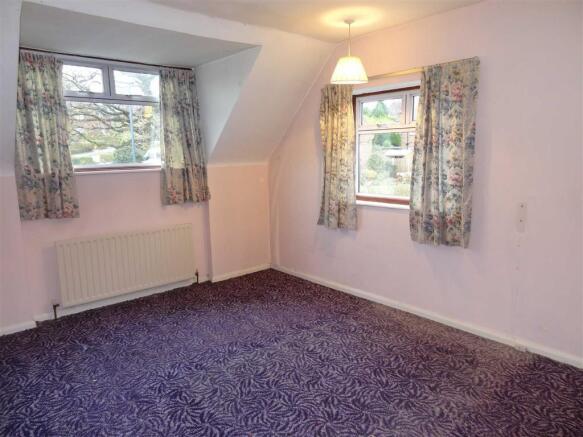 DOUBLE BEDROOM ONE