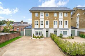 9, Cedar Square, Macclesfield SK10 4UP