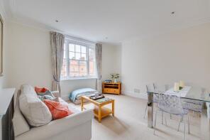11, Gainsborough Mansions, Queen's Club Gardens, London W14 9RJ