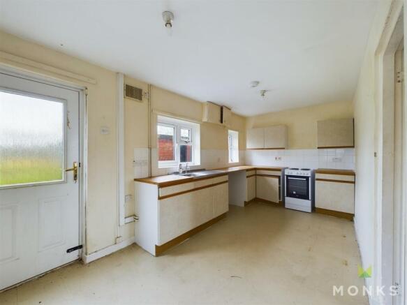 CAM01348G0-PR0295-STILL002.jpg