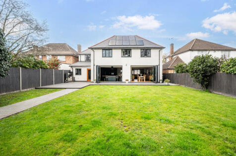 Prospect Road, Farnborough, Hampshire, GU14