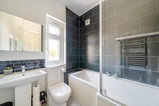 3 bed Semi-Detached for sale Image 11