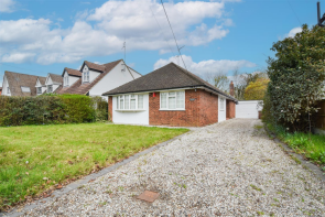 Chelsworth, Hook End Lane, Brentwood CM15 0HD