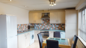 11, Royal Victoria Court, Gamble Street, Nottingham NG7 4ET