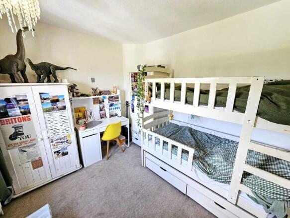 3 bed Semi-Detached for sale Image 7