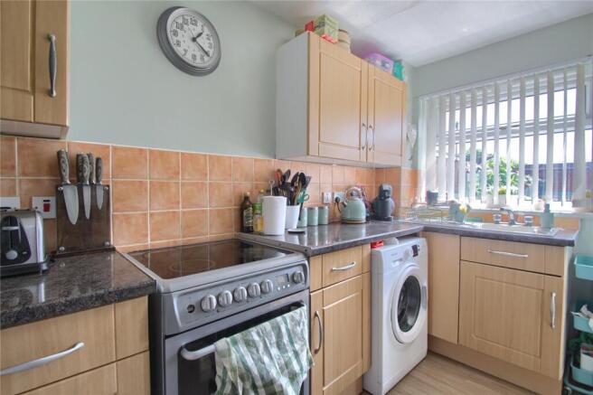 3 bed Terraced for sale Image 11