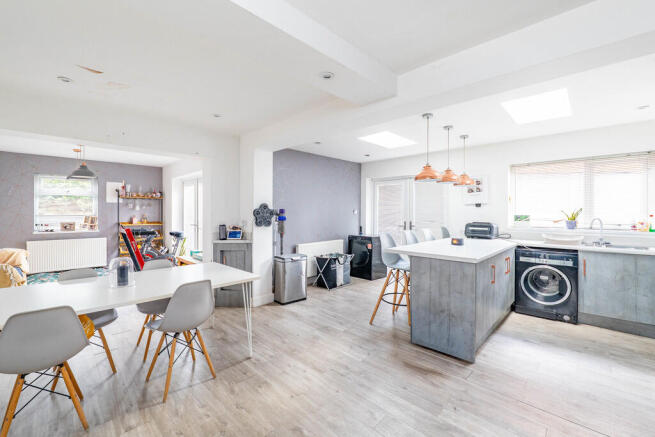 Open Plan Dining ...