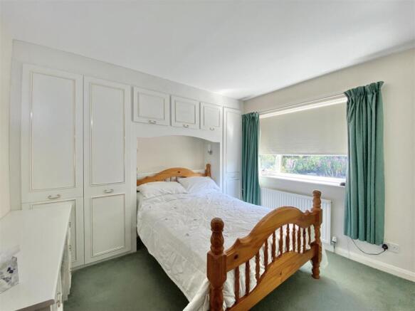 3 bed Detached Bungalow for sale Image 11