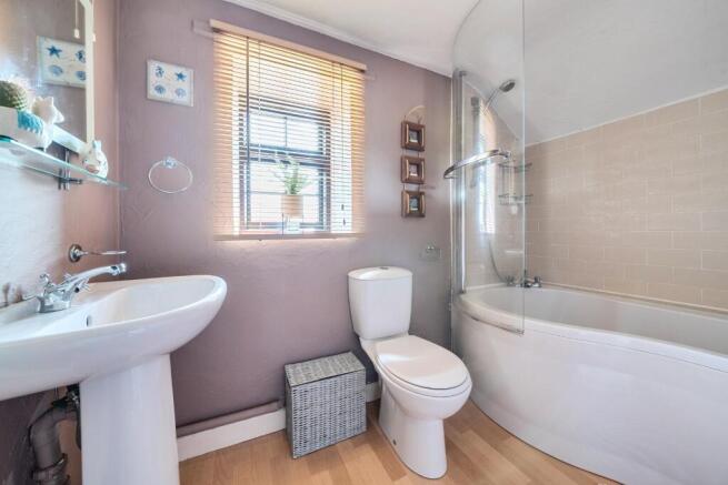 Bathroom.jpg