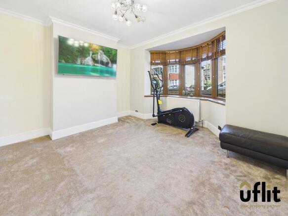 6 bed Semi-Detached for sale Image 6