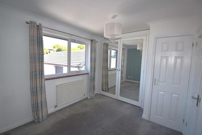 Bedroom 1.JPG