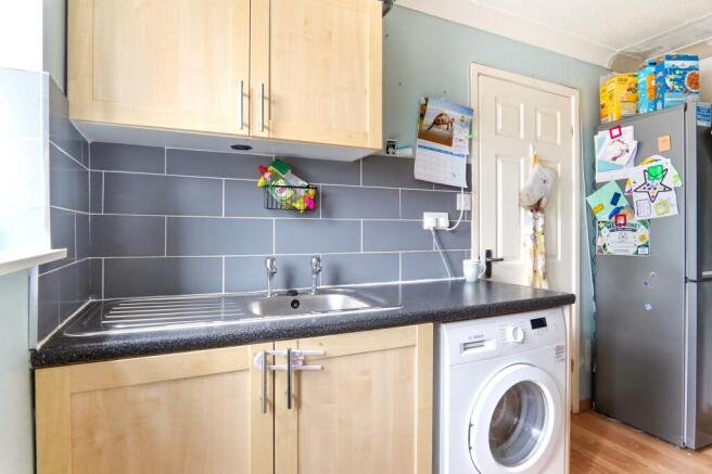 3 bed Terraced for sale Image 10