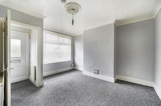 1386177-4-69285bf...