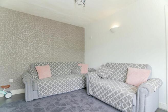 3 bed Bungalow for sale Image 6