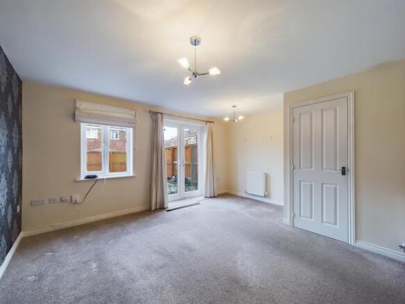 3 bed House for sale Image 6