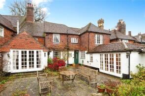 69 The Grange, High Street, Robertsbridge TN32 5AN