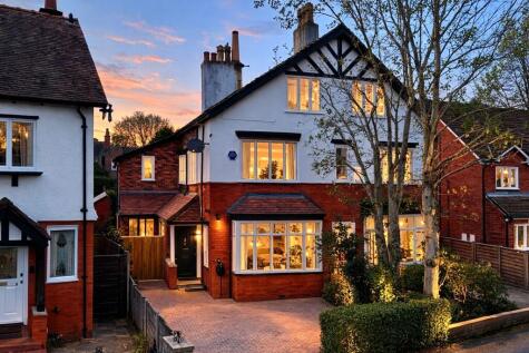 Laburnum Lane, Hale, WA15