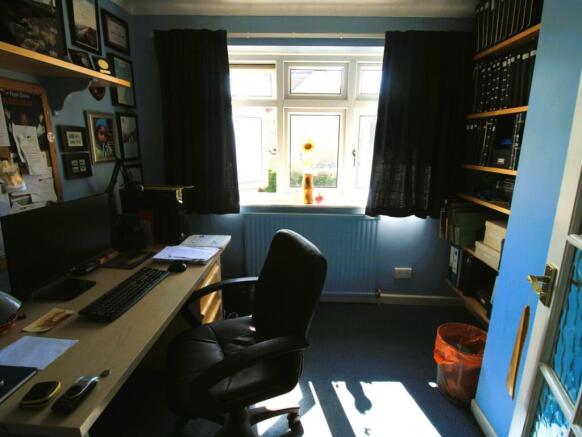 Photo 12