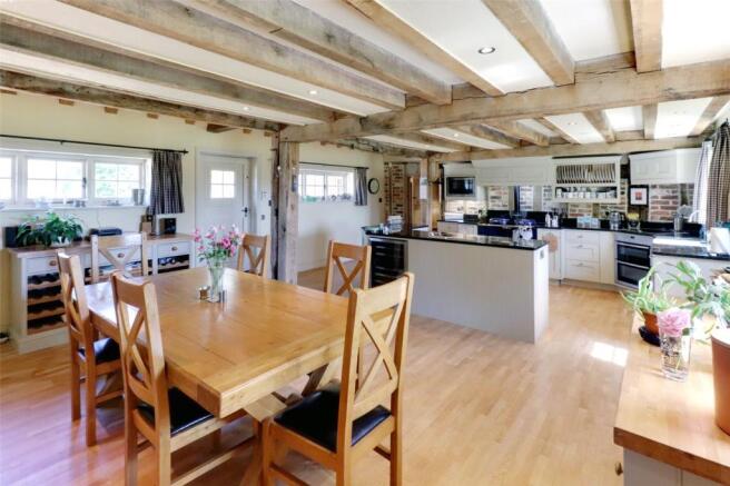 Kitchen/Breakfast Rm