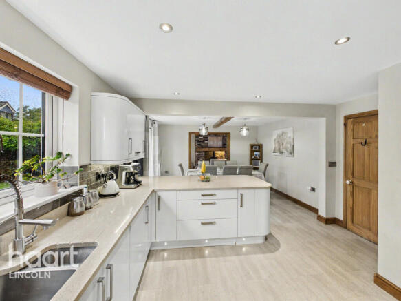 Cranbourne Chase, North Hykeham photo 4