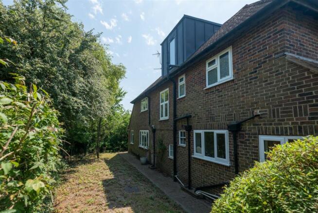 39 Ferrers Road BN7 1PY-5.jpg