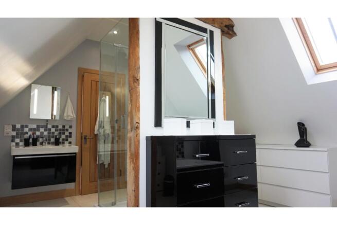 Master En-suite