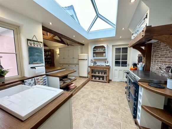 kitchen.JPEG