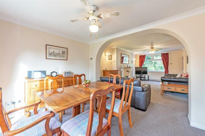 Dining Room/Lounge