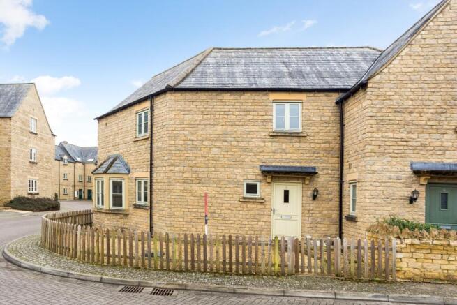 5 Parry Close 274...