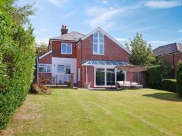 Invicta, Manchester Road, Lymington SO41 6AP
