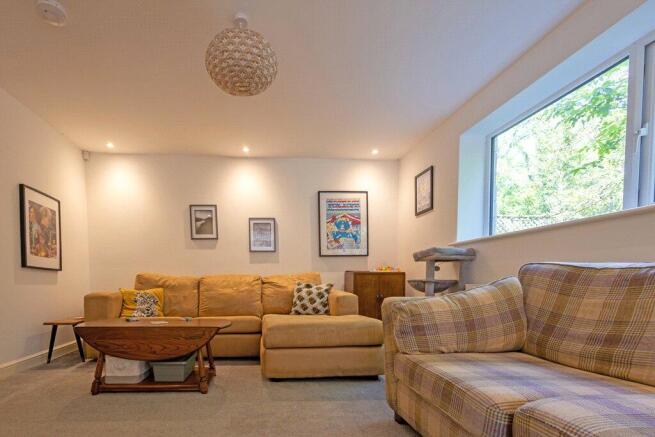 3 bed Detached for sale Image 6