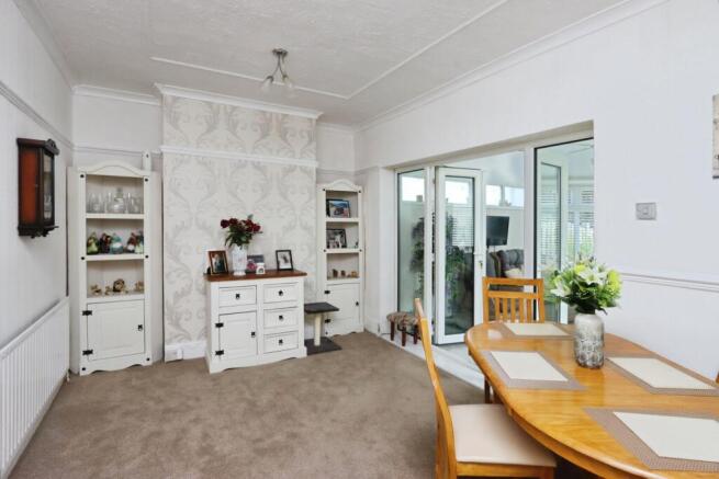 3 bed Semi-Detached for sale Image 6