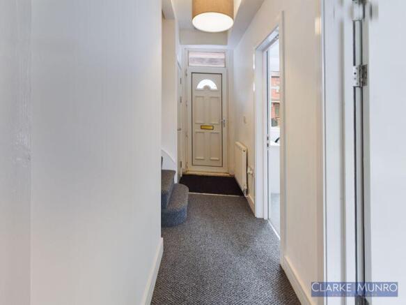 1 bed House Share to rent Image 6